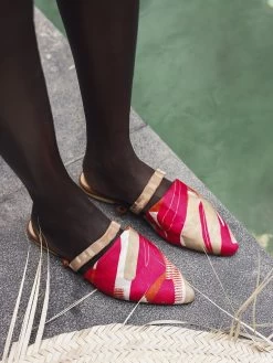 Finetti Mules - Abstract Rose