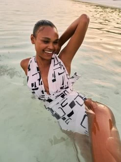 Infinity Swimsuit - Tukki Peach -Diarrablu infinity swimsuit tukki peach 814181