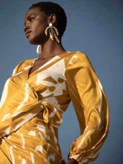 Lala Dress - Suto Gold -Diarrablu lala dress suto gold 840830