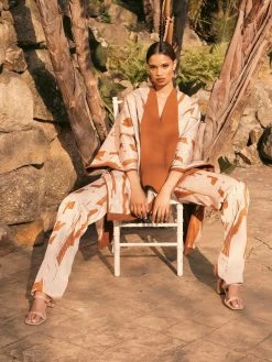 Reversible Amy Ben Poncho - Garden Cream -Diarrablu reversible amy ben poncho garden cream 878278