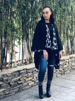 Reversible Amy Ben Poncho - Sokhna Black -Diarrablu sokhna reversible wool poncho 861134