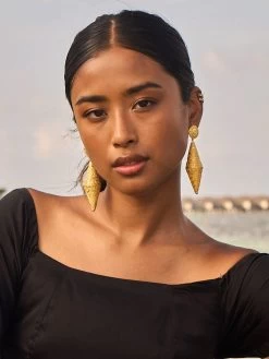 Wolof Earrings - Gold Dipped -Diarrablu wolof earrings gold dipped 195567